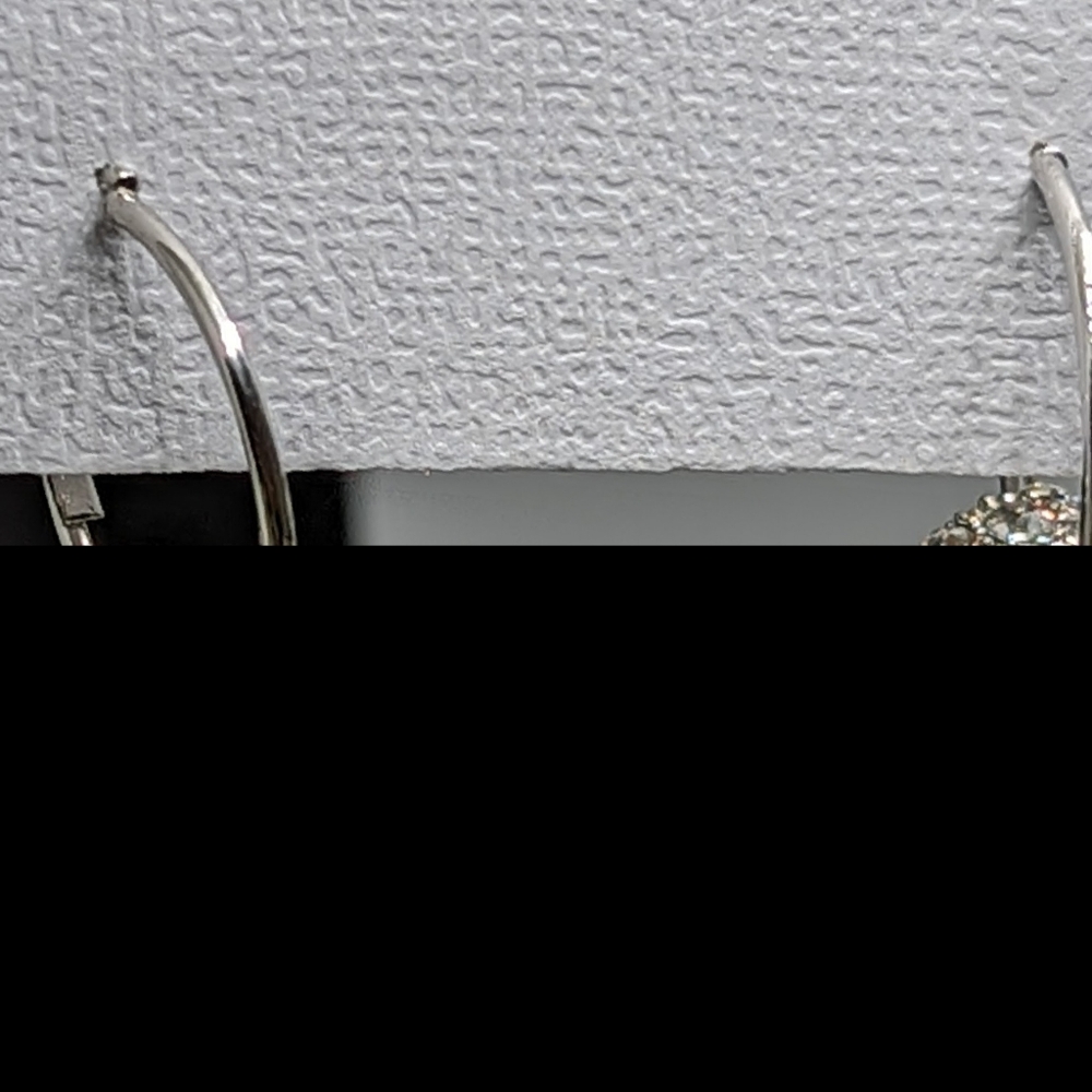 Earings - Picture 5 of 10